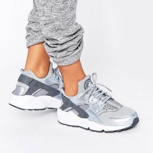 Women’s Nike silver Huaraches